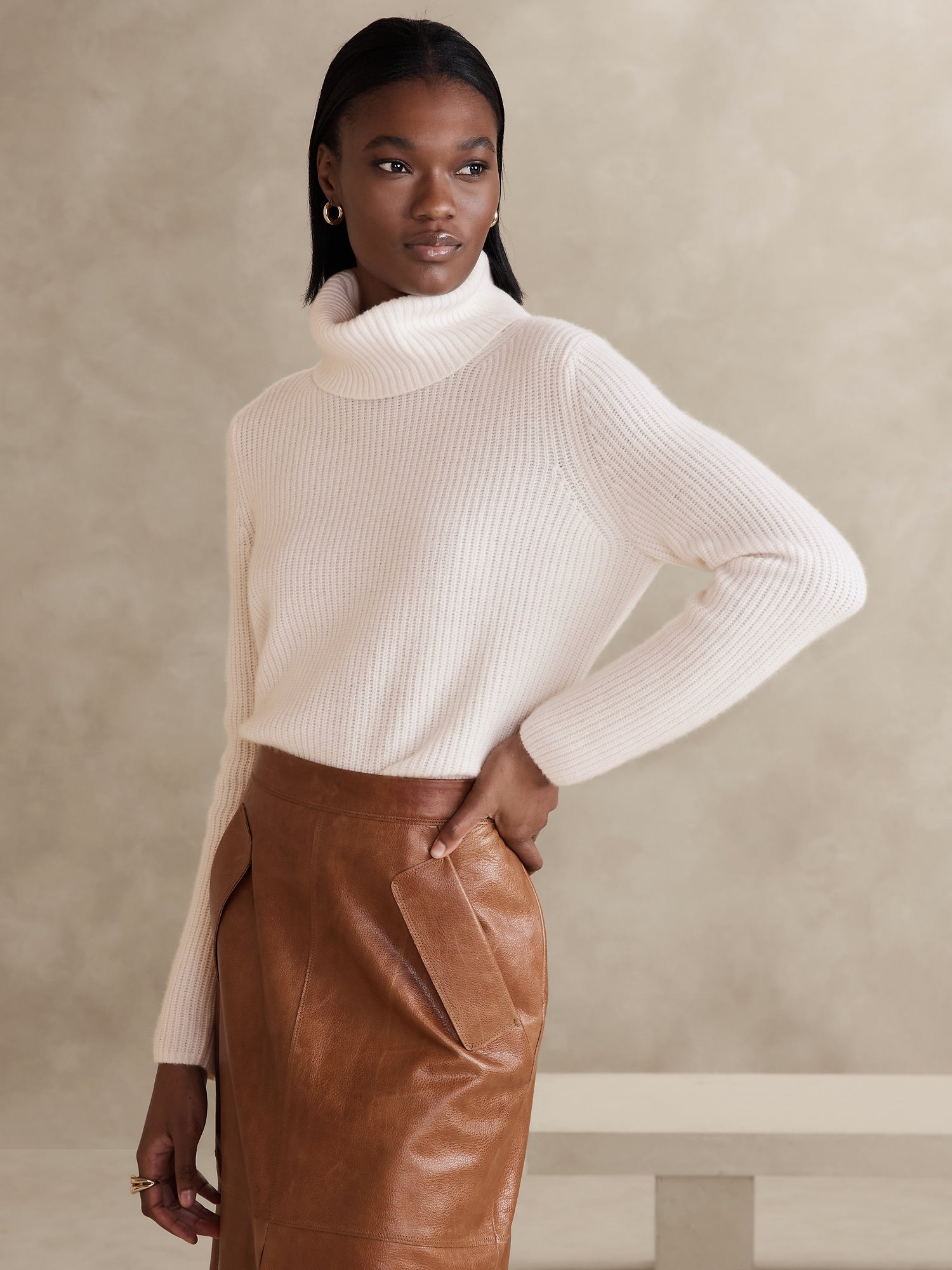 Chiara Cashmere Turtleneck Sweater BANANA REPUBLIC Kuwait Official Store