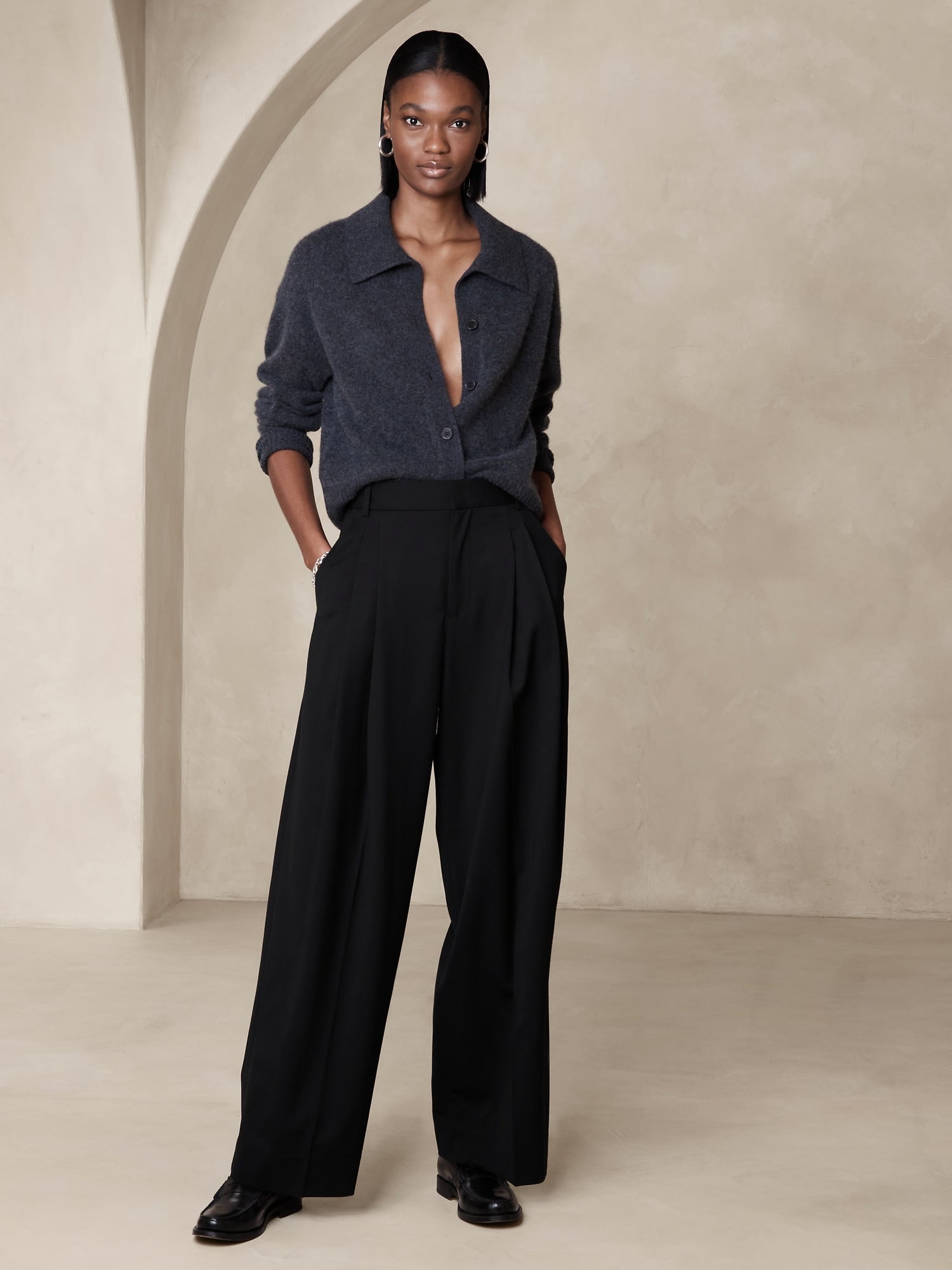 Veluro Relaxed Velvet Pant, Banana Republic