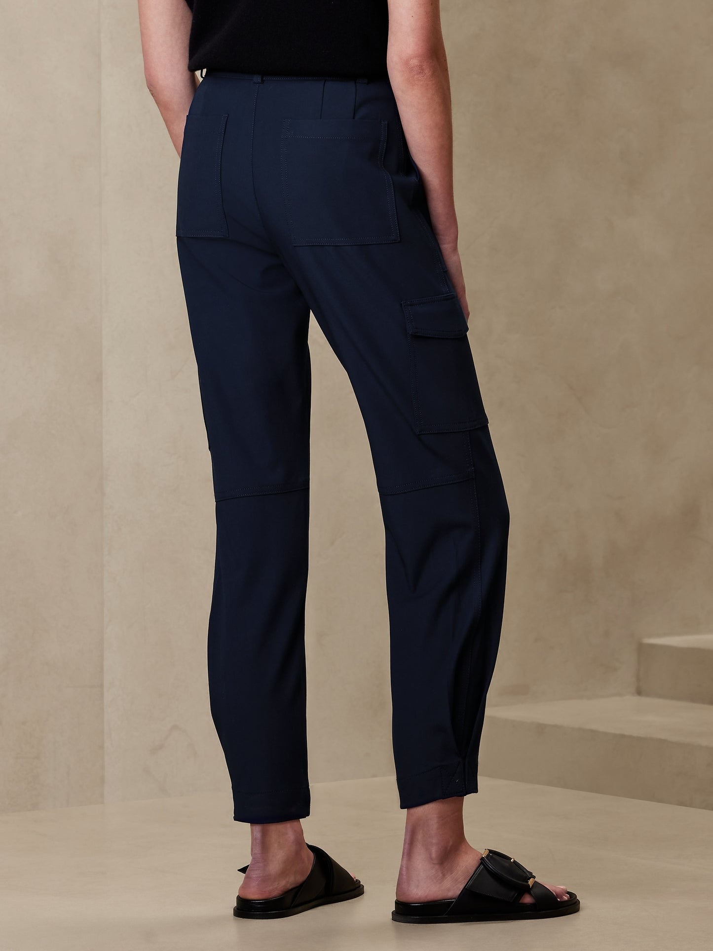 Slim Refined Stretch Cargo Pant