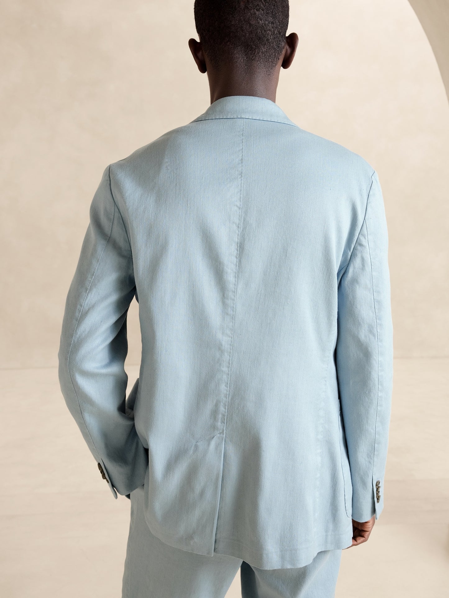 Traveler Linen-Cotton Blazer