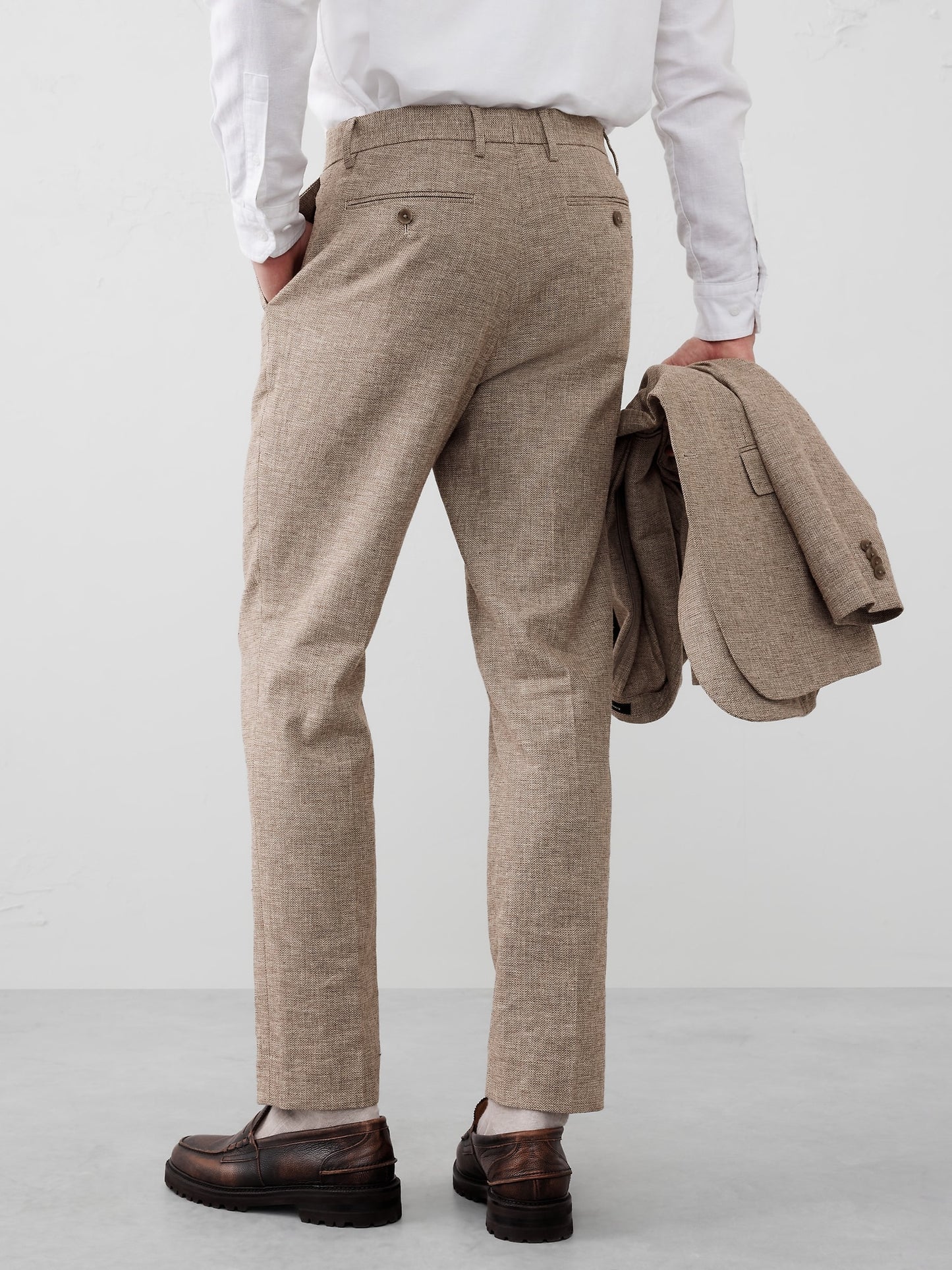 Tailored-Fit Linen-Blend Herringbone Suit Trouser